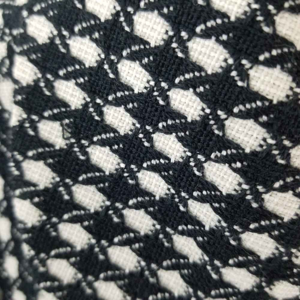 Ann Taylor Petites 10P Black and White Blazer EUC - Picture 4 of 6